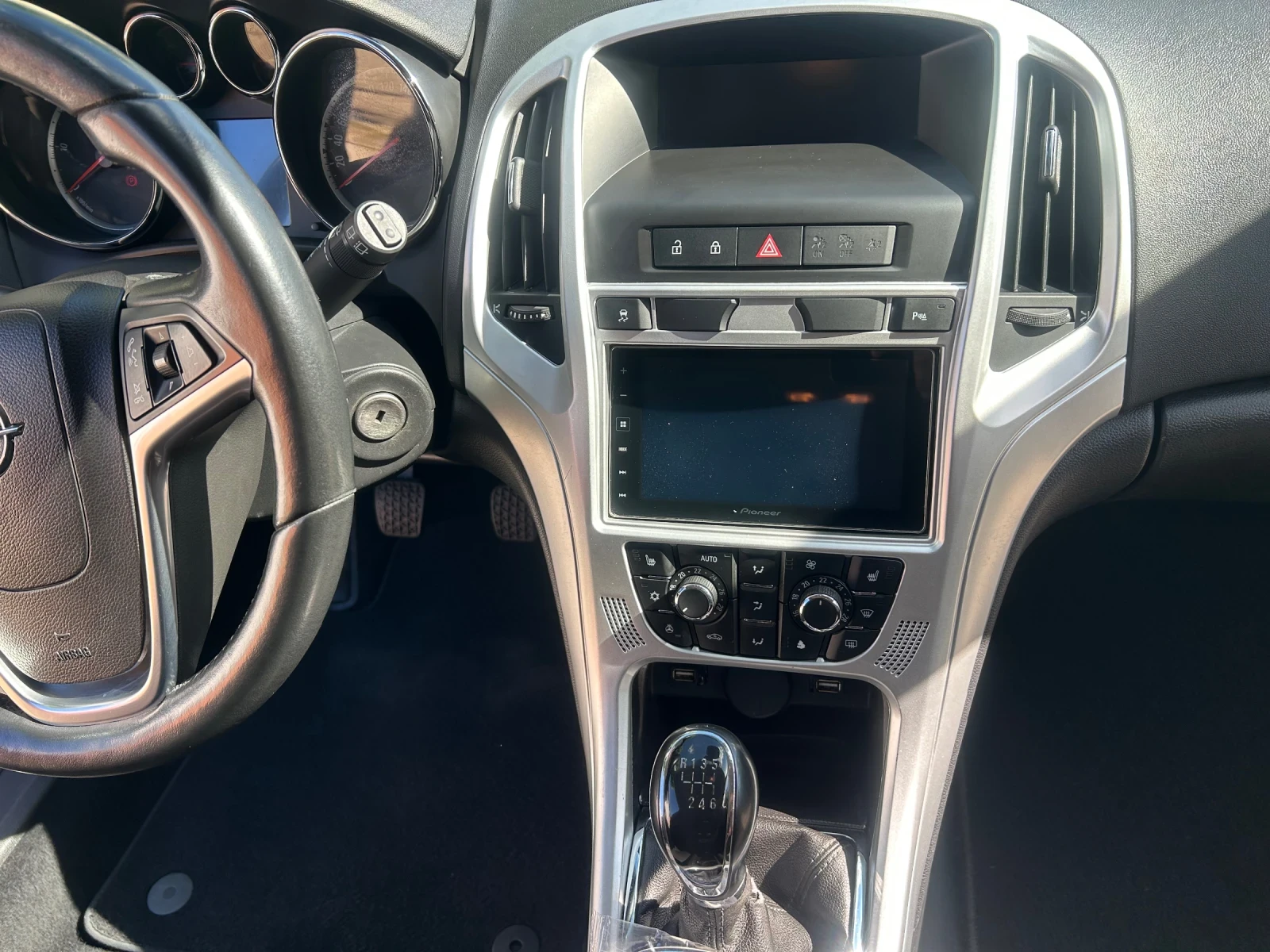 Opel Astra astra j cosmo, снимка 5 - Автомобили и джипове - 55598044
