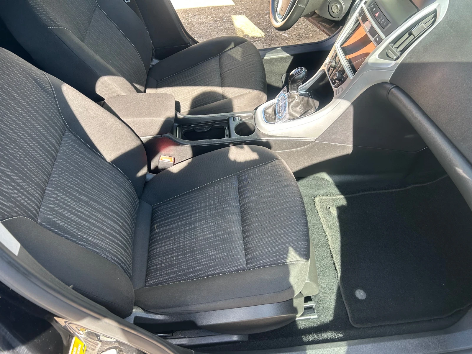 Opel Astra astra j cosmo, снимка 6 - Автомобили и джипове - 55598044