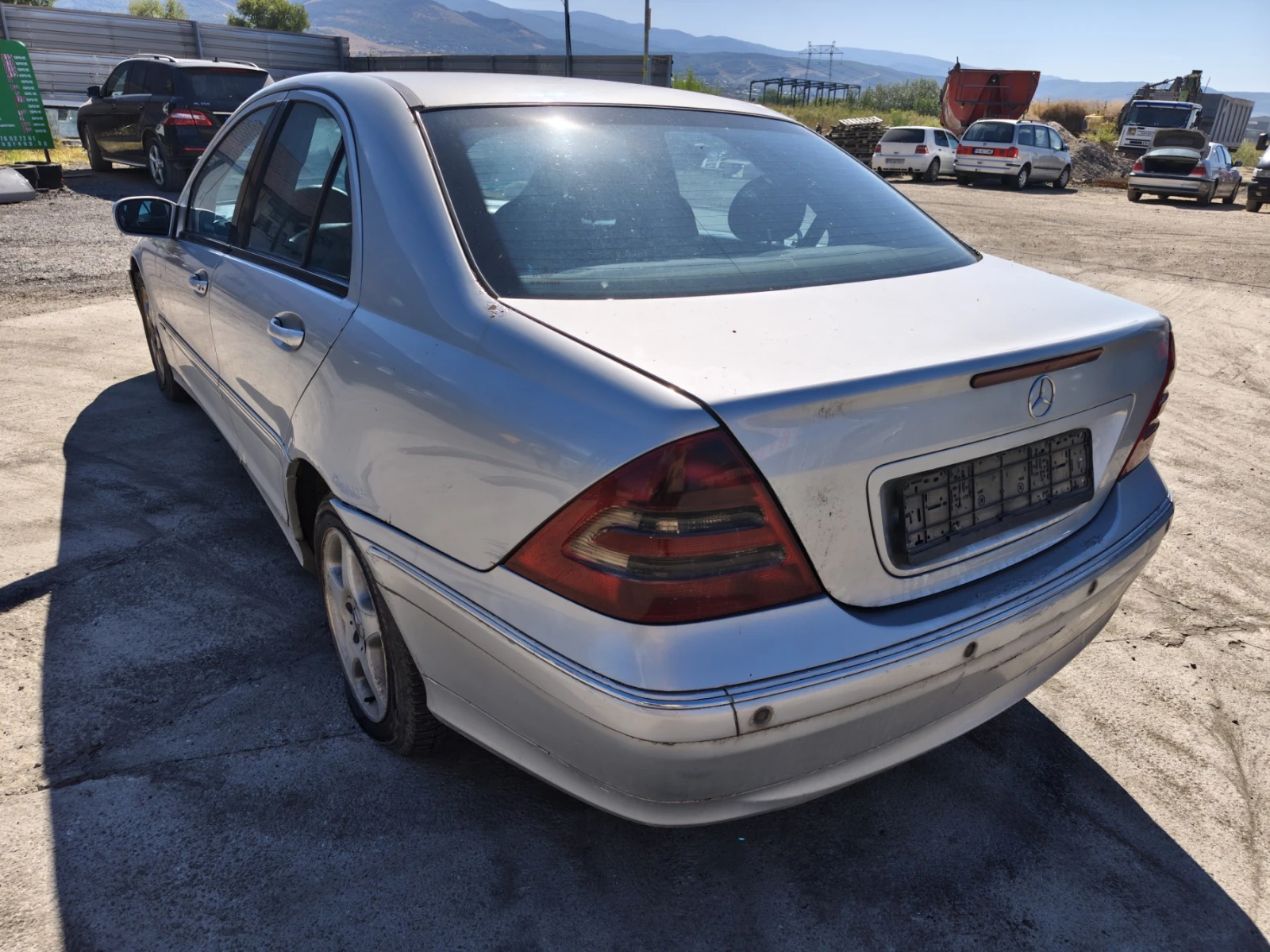 Mercedes-Benz C 220 W203, снимка 4 - Автомобили и джипове - 56131596