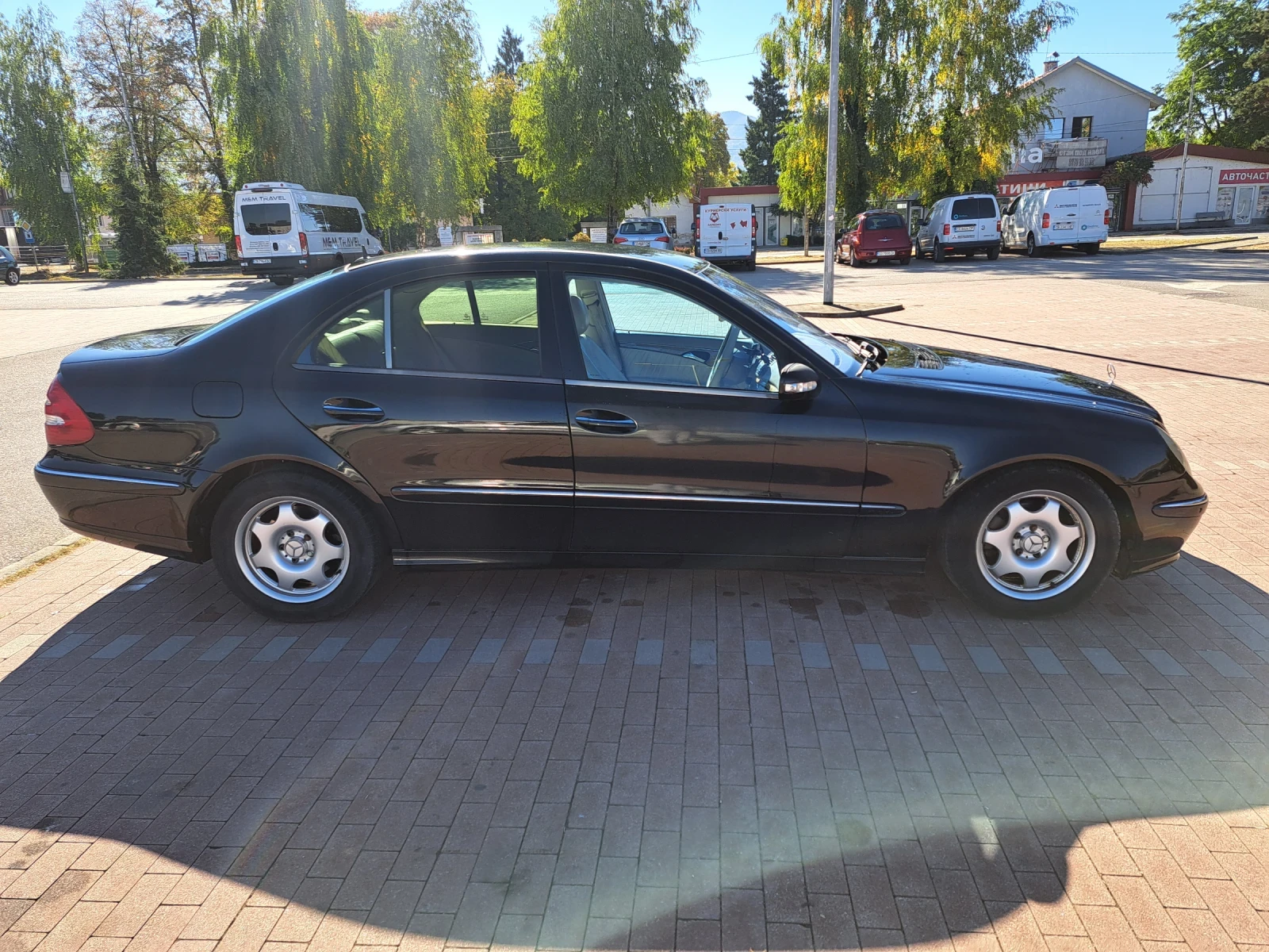 Mercedes-Benz E 280, снимка 9 - Автомобили и джипове - 56345108