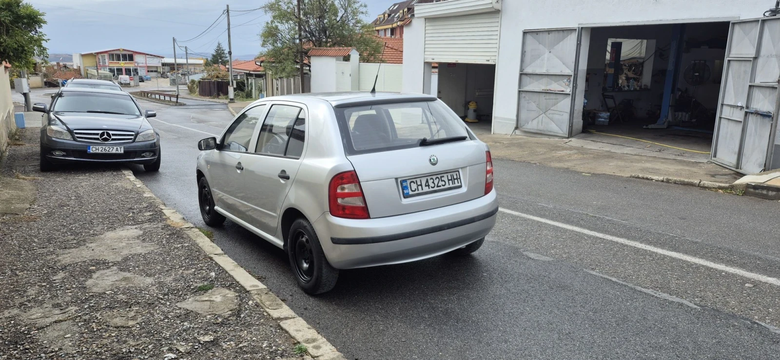 Skoda Fabia 1.2, снимка 3 - Автомобили и джипове - 56667945