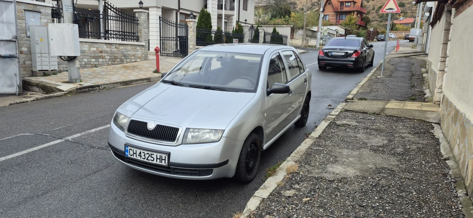 Skoda Fabia 1.2, снимка 2 - Автомобили и джипове - 56667945