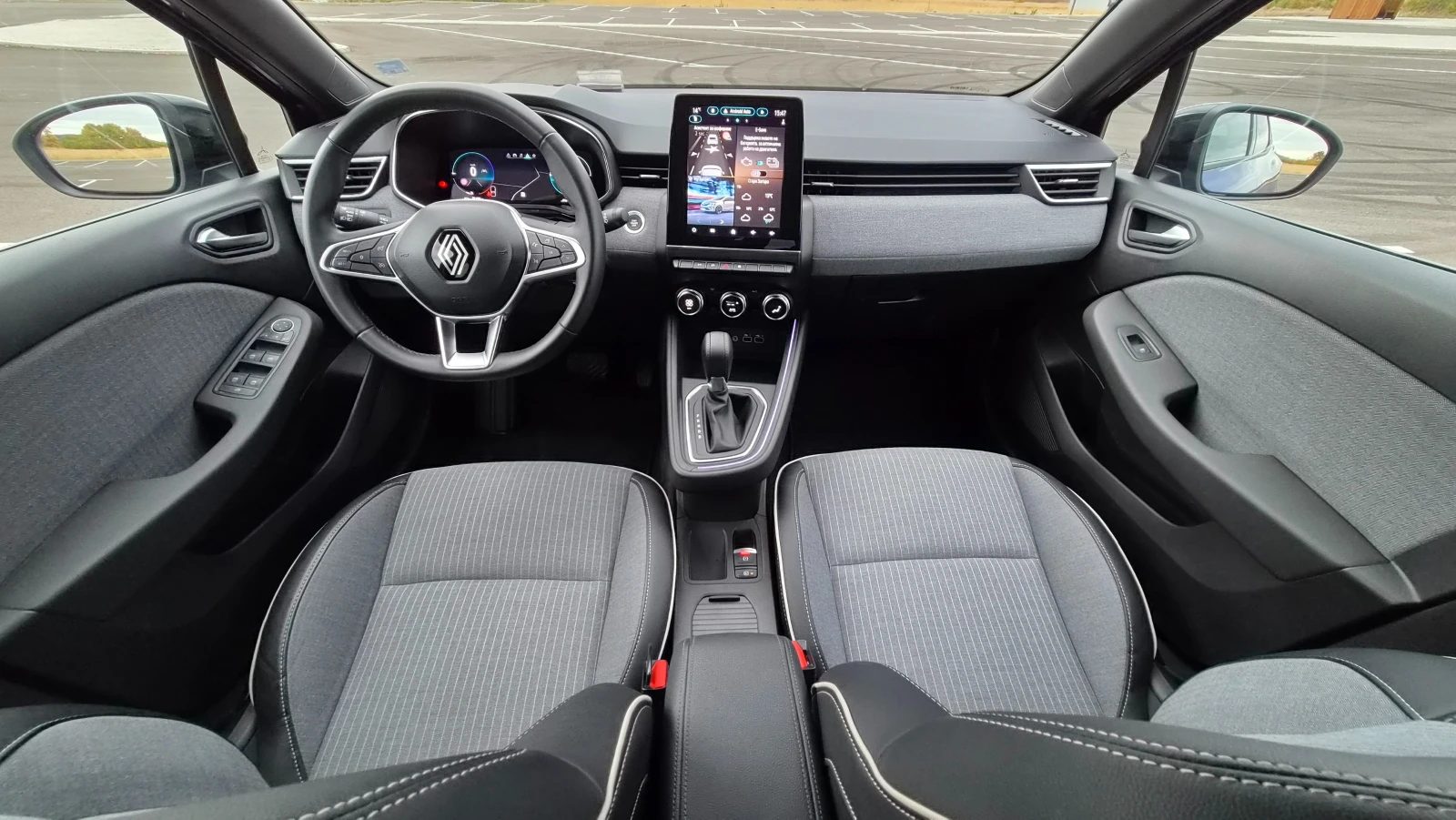 Renault Clio E-Tech Hybrid Keyless-go Ambient, снимка 13 - Автомобили и джипове - 56742487