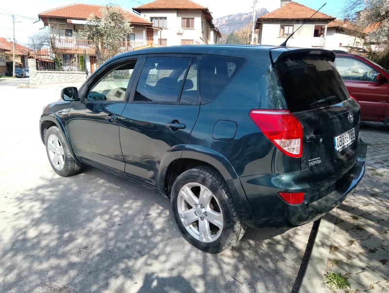 Toyota Rav4, снимка 4 - Автомобили и джипове - 49594265