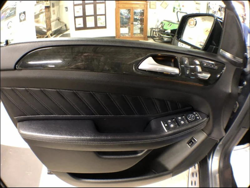 Mercedes-Benz GLE 43 AMG АВТОКРЕДИТ* ЦЕНА БЕЗ АНАЛОГ* , снимка 10 - Автомобили и джипове - 53020188