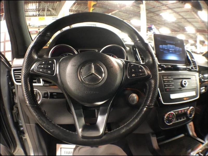 Mercedes-Benz GLE 43 AMG АВТОКРЕДИТ* ЦЕНА БЕЗ АНАЛОГ* , снимка 13 - Автомобили и джипове - 53020188