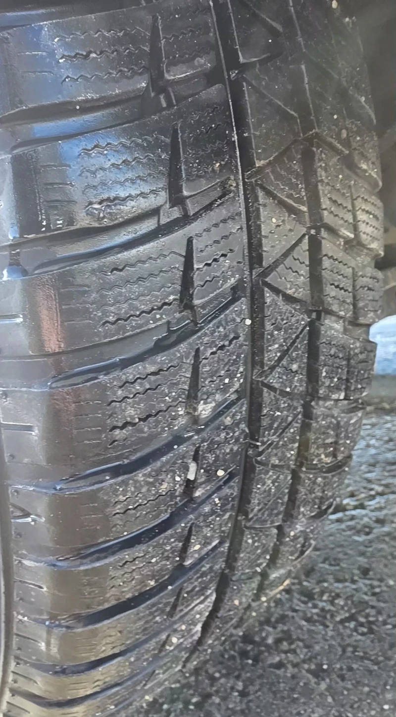 Toyota Rav4 2.2 D4D 136к.с. 4х4 Кожа, 6 ск. КЛИМАТРОНИК, снимка 16 - Автомобили и джипове - 53108549