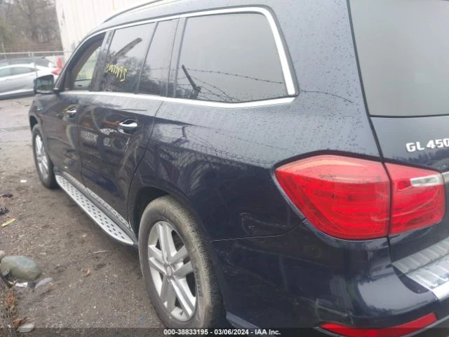 Mercedes-Benz GL 450 Подгрев* Камера* Keyless* Панорама, снимка 5 - Автомобили и джипове - 48891155