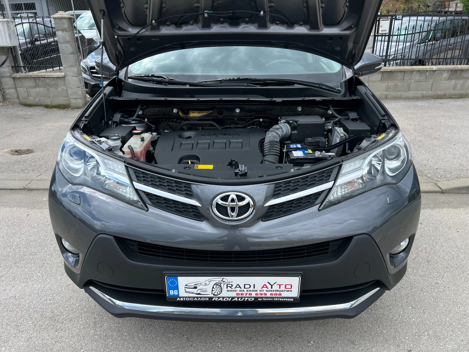 Toyota Rav4 2.0i Бензин ШВЕЙЦАРИЯ - изображение 6