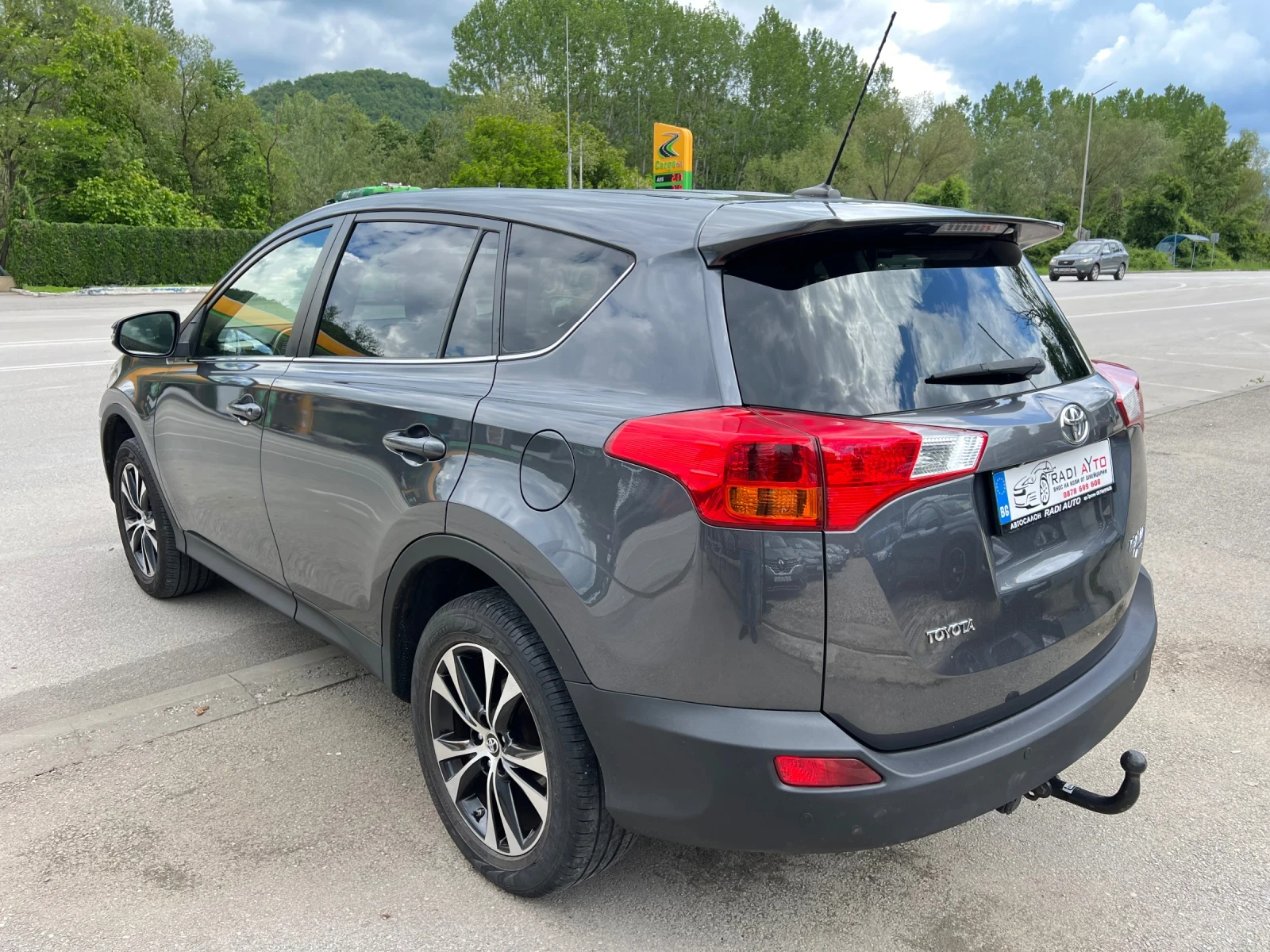 Toyota Rav4 2.0i Бензин ШВЕЙЦАРИЯ - изображение 4
