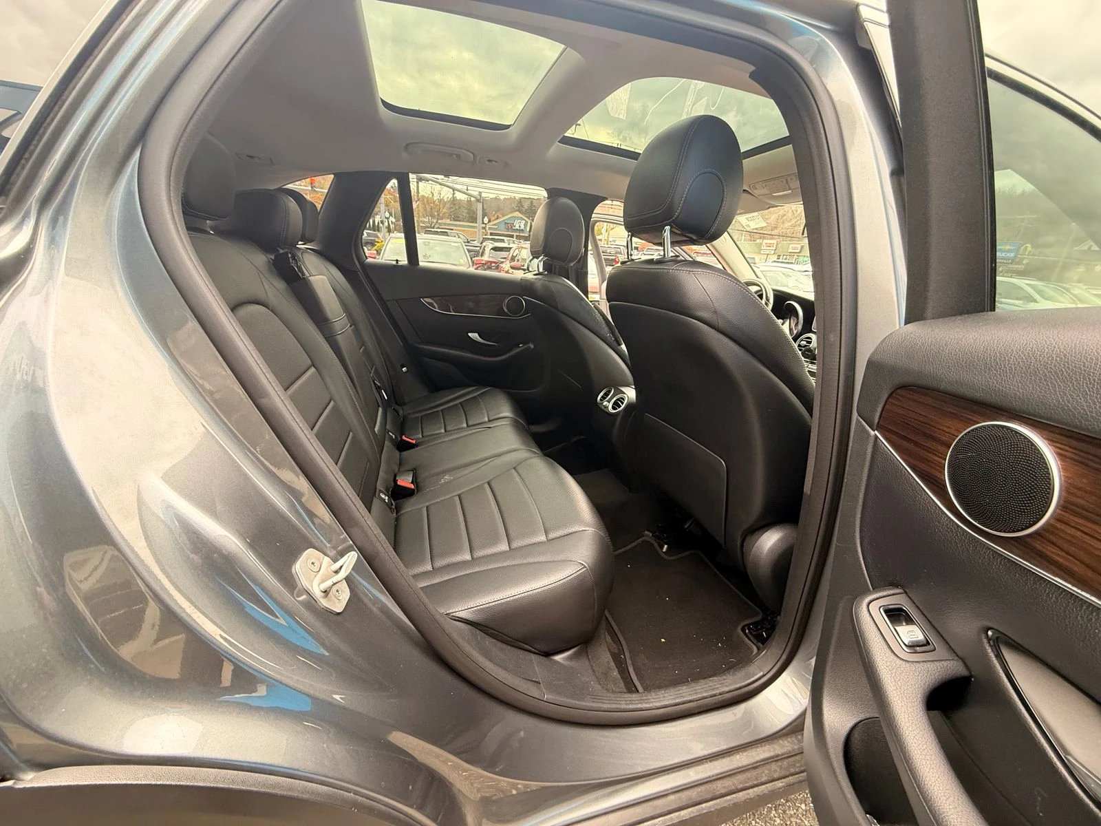 Mercedes-Benz GLC 300 * * * LANE* ASSIST | Mobile.bg   16