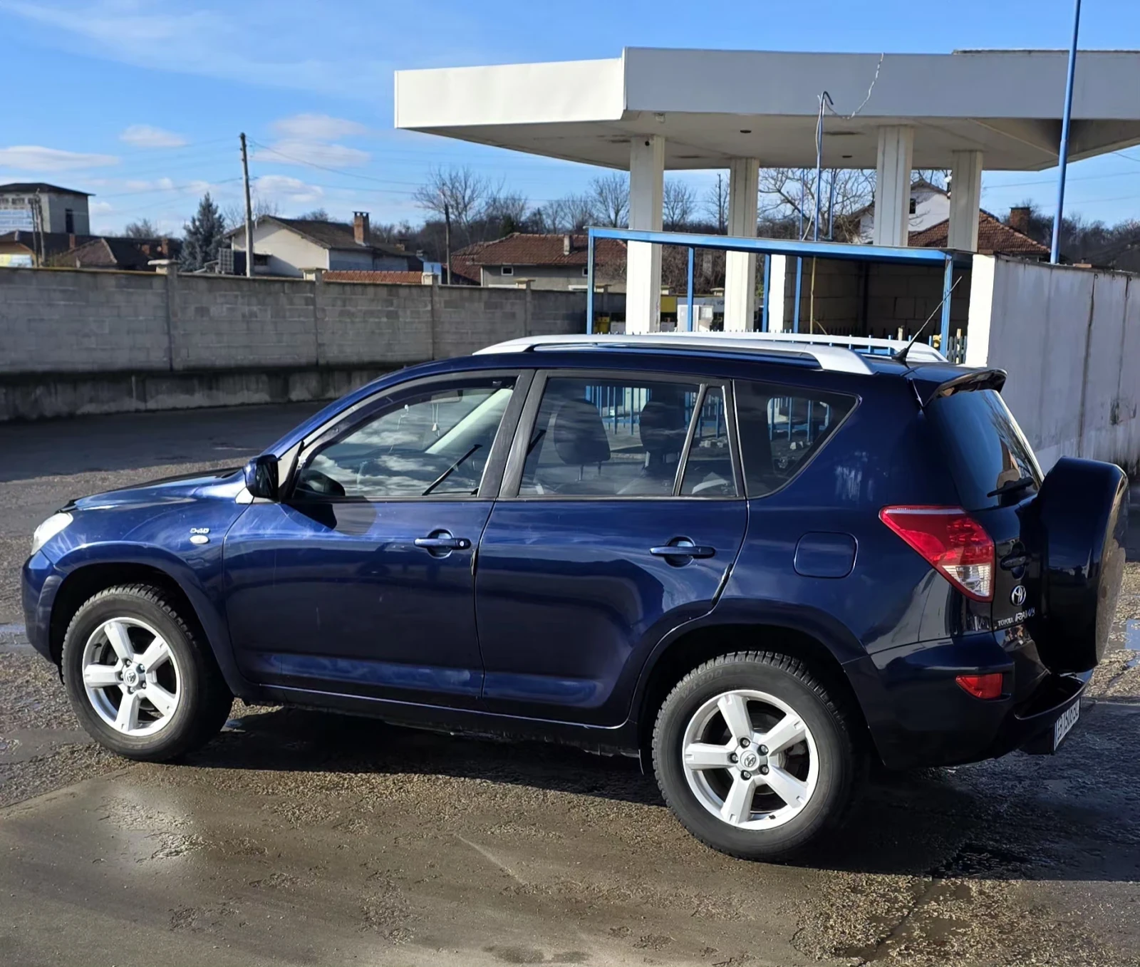 Toyota Rav4 2.2 D4D 136�.�. 4�4 ����, 6 ��. ����������� | Mobile.bg � ����������� 8