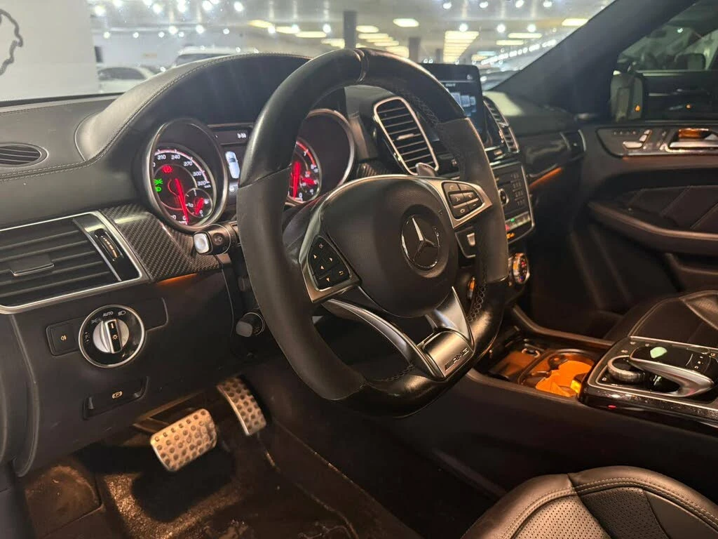 Mercedes-Benz GLE 63 S AMG, снимка 7 - Автомобили и джипове - 53810253
