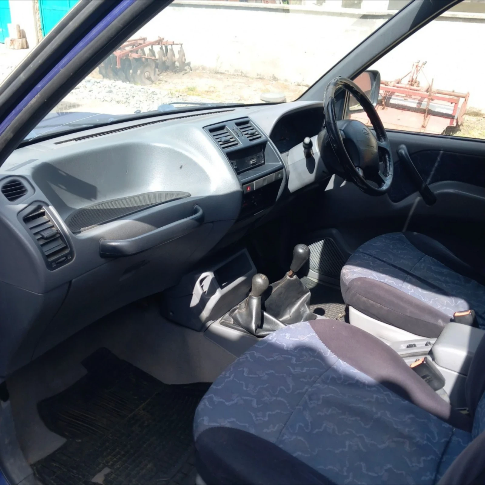 Nissan Terrano, снимка 7 - Автомобили и джипове - 54528573