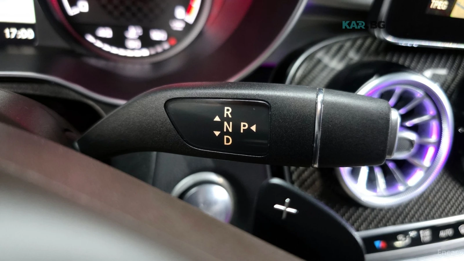 Mercedes-Benz GLC 43 AMG 4MATIC* DRIVE-ASSISTS* BURMESTER* PANOROOF* , снимка 12 - Автомобили и джипове - 54870153