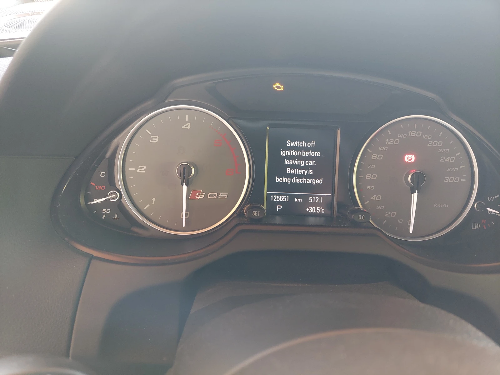 Audi SQ5, снимка 8 - Автомобили и джипове - 55876857