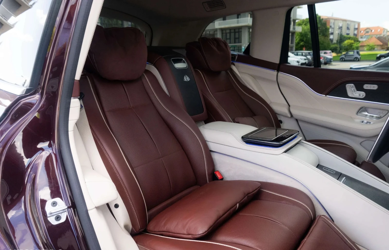 Mercedes-Benz GLS 600 V8 EQ Boost 4MATIC, снимка 12 - Автомобили и джипове - 56633525