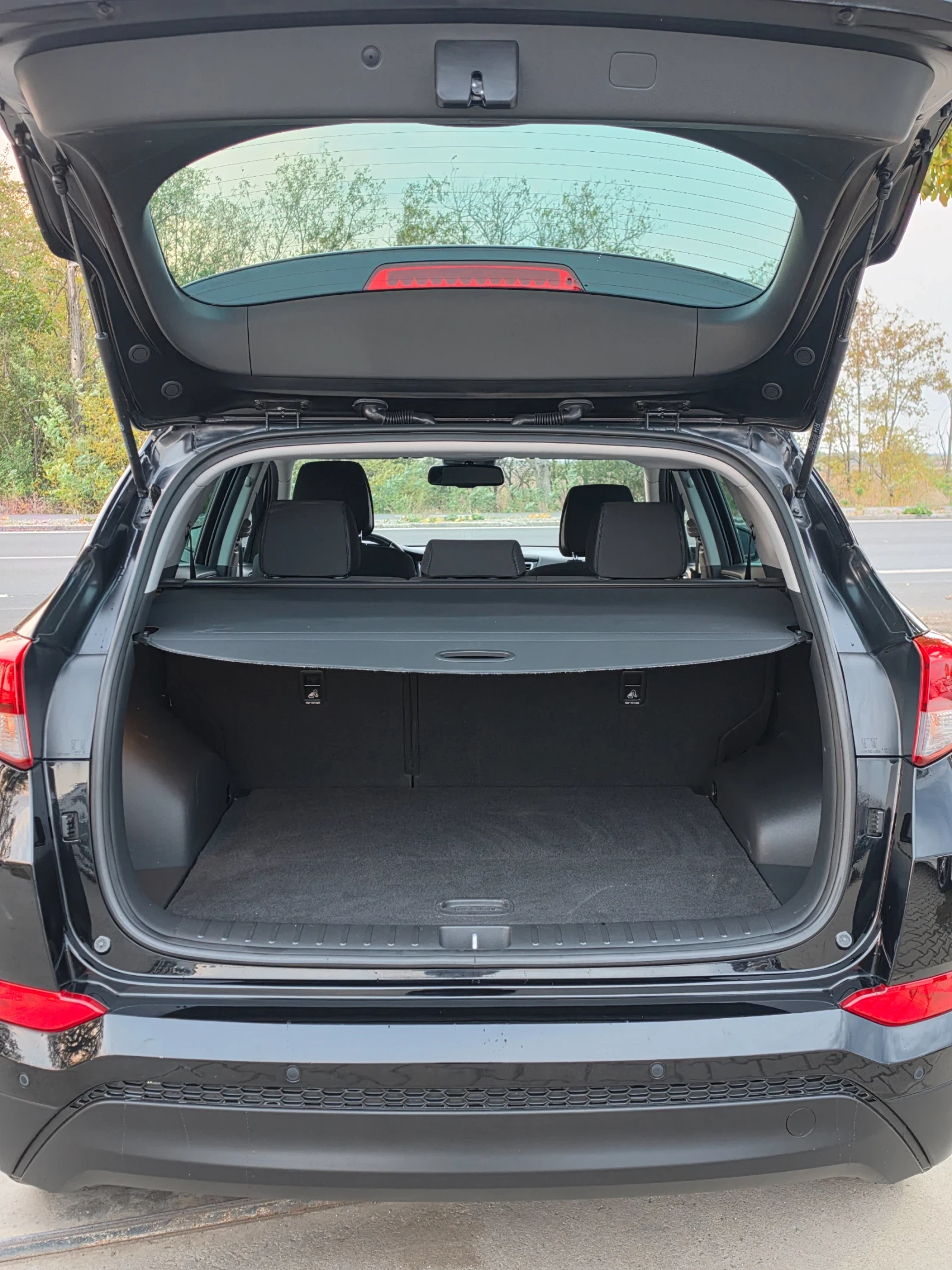 Hyundai Tucson 1.7CRDI* Navi* Camera, снимка 13 - Автомобили и джипове - 56661018