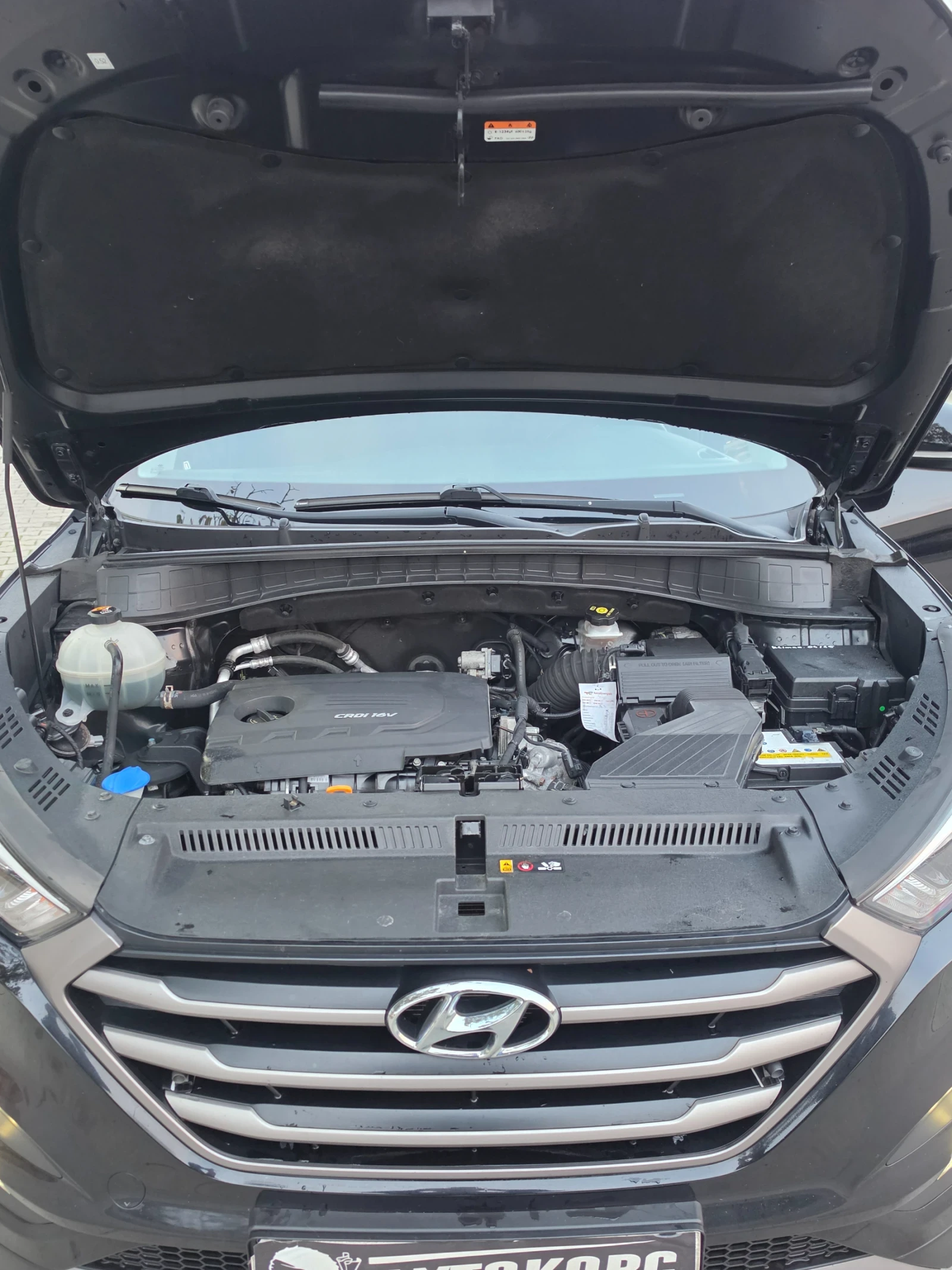 Hyundai Tucson 1.7CRDI* Navi* Camera, снимка 14 - Автомобили и джипове - 56661018