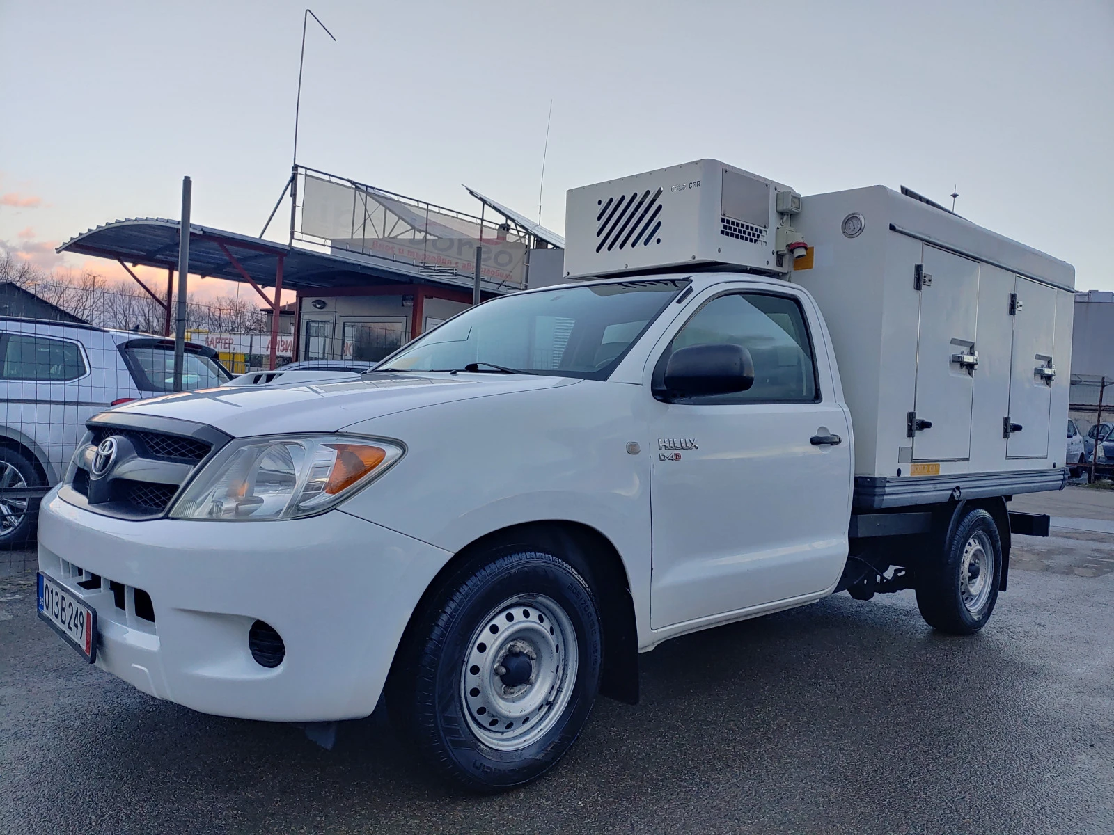 Toyota Hiace Hilux-Хладилен(-40градус)Има видеоклип към обявата - изображение 2