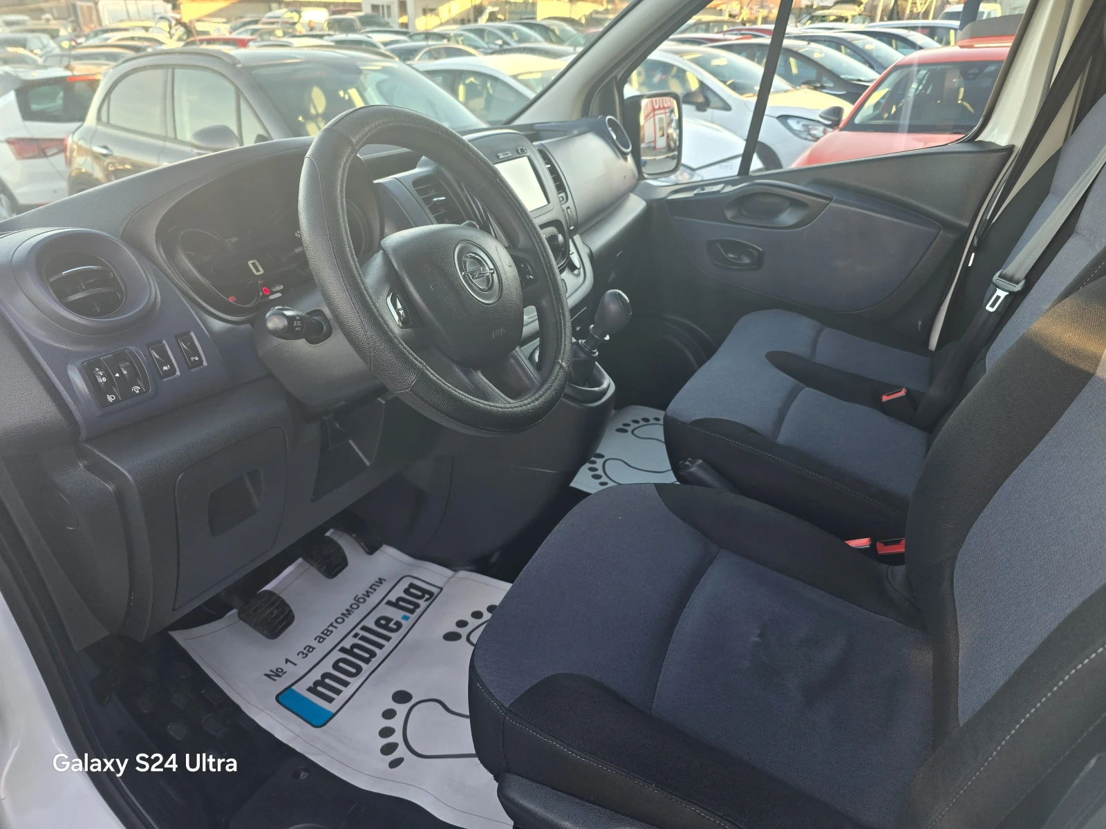 Opel Vivaro 1.6CDTI-125K.C-8+ 1M.-NAVI-CAMERA - изображение 9