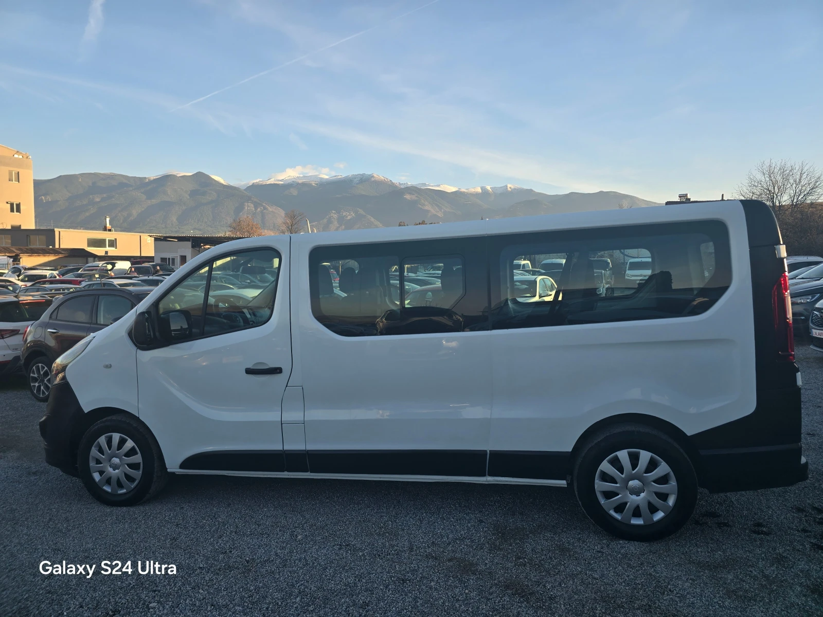 Opel Vivaro 1.6CDTI-125K.C-8+ 1M.-NAVI-CAMERA - изображение 8