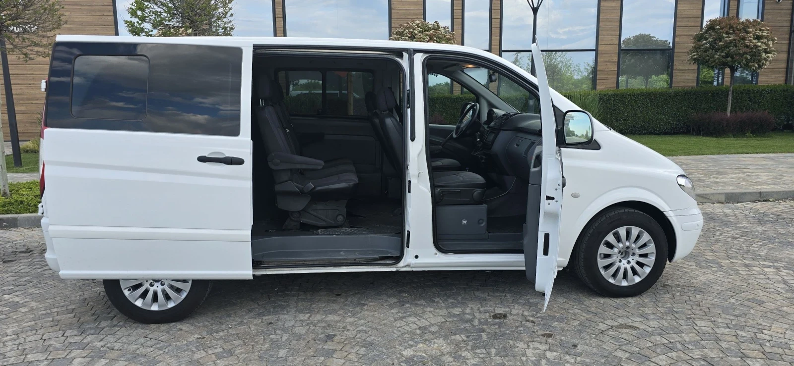 Mercedes-Benz Vito 3.0 TDI 204 204К.С. - изображение 8