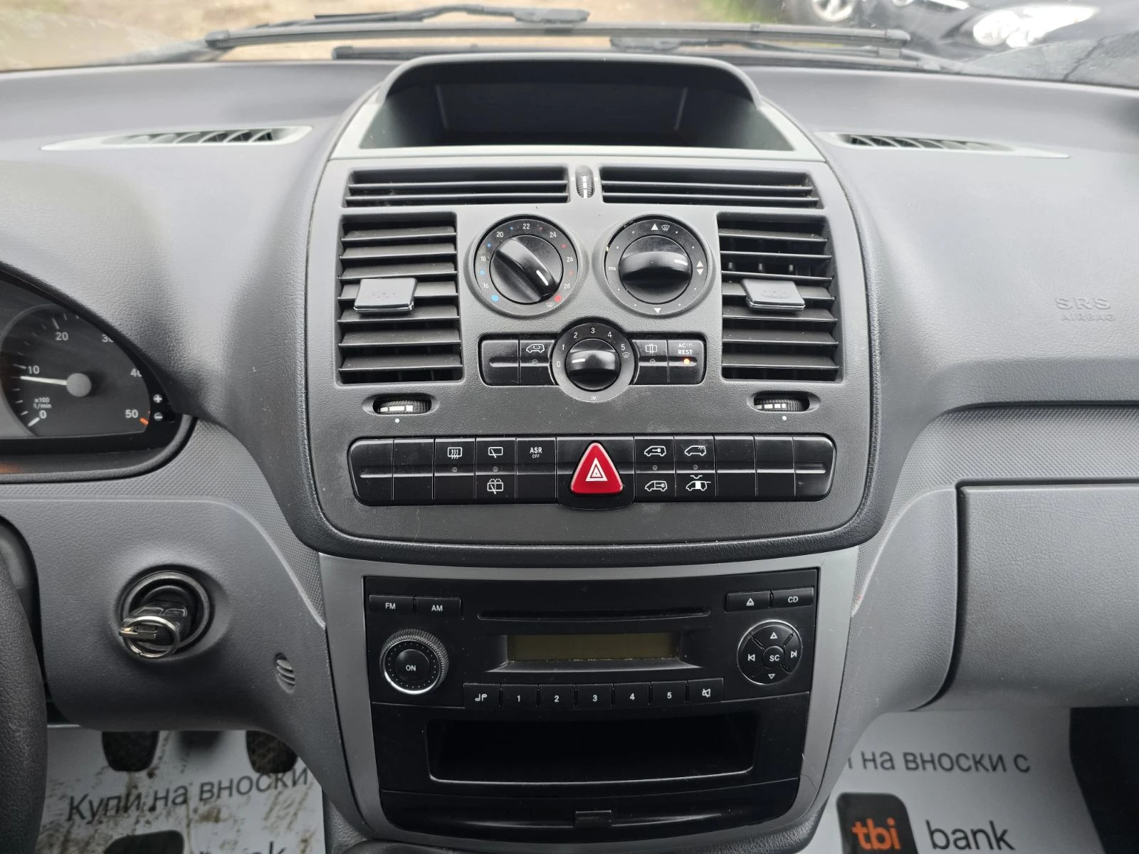 Mercedes-Benz Vito 111/CDI, 9места, Климатик, Дълга база, снимка 11 - Бусове и автобуси - 53718870