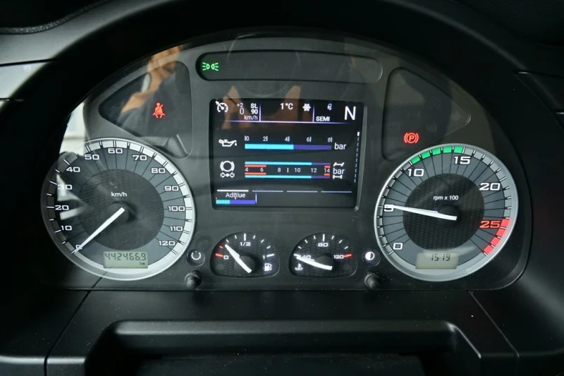 Iveco S-Way 440S51T Ретардер, гуми 90%, снимка 12 - Камиони - 52483796