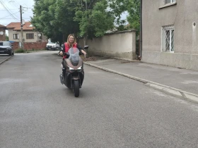 Honda X-ADV 125i KL BRERA много лек и пъргав като нов УНИКАТ, снимка 16