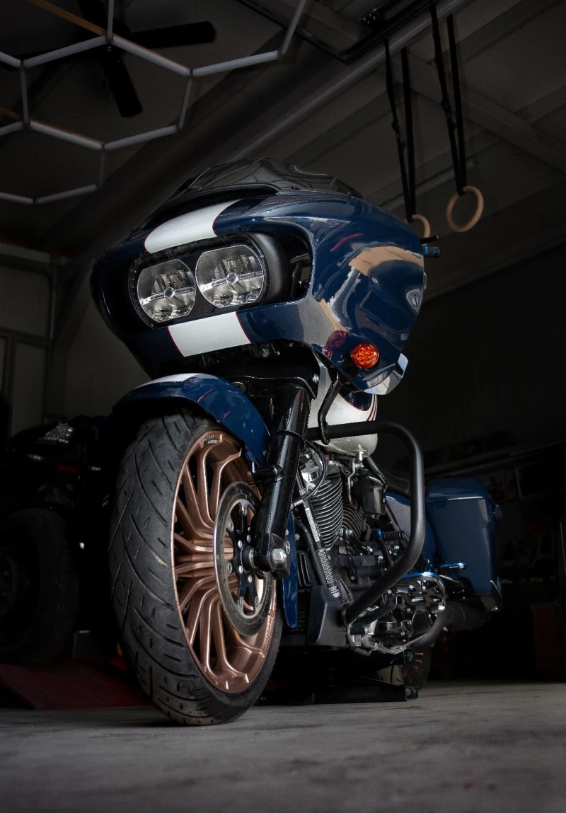 Harley-Davidson Touring FLTRXS 114 Patriot Edition /1-750/, снимка 2 - Мотоциклети и мототехника - 52313949