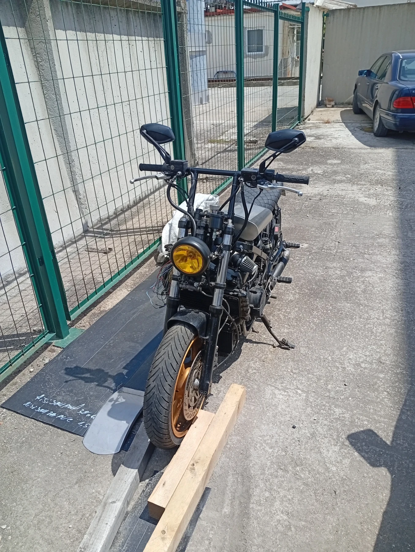 Honda Vf 1000f2, снимка 4 - Мотоциклети и мототехника - 54319150
