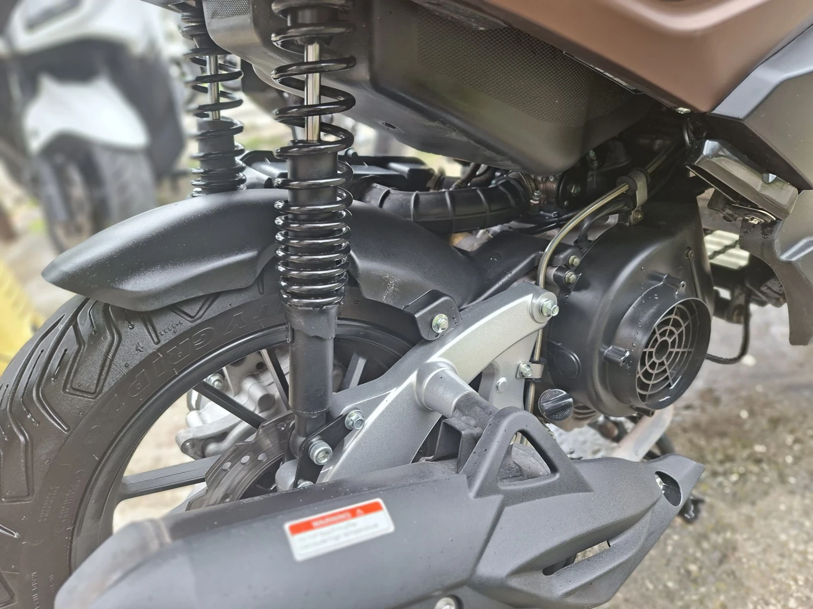 Honda X-ADV 125i KL BRERA много лек и пъргав като нов УНИКАТ, снимка 4 - Мотоциклети и мототехника - 54643553