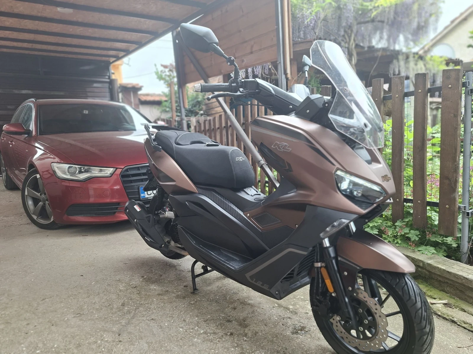 Honda X-ADV 125i KL BRERA много лек и пъргав като нов УНИКАТ