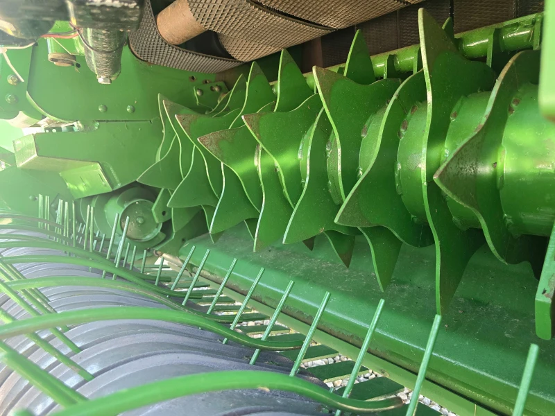 Балировачка John Deere 864 PREMIUM, снимка 10 - Селскостопанска техника - 50901841