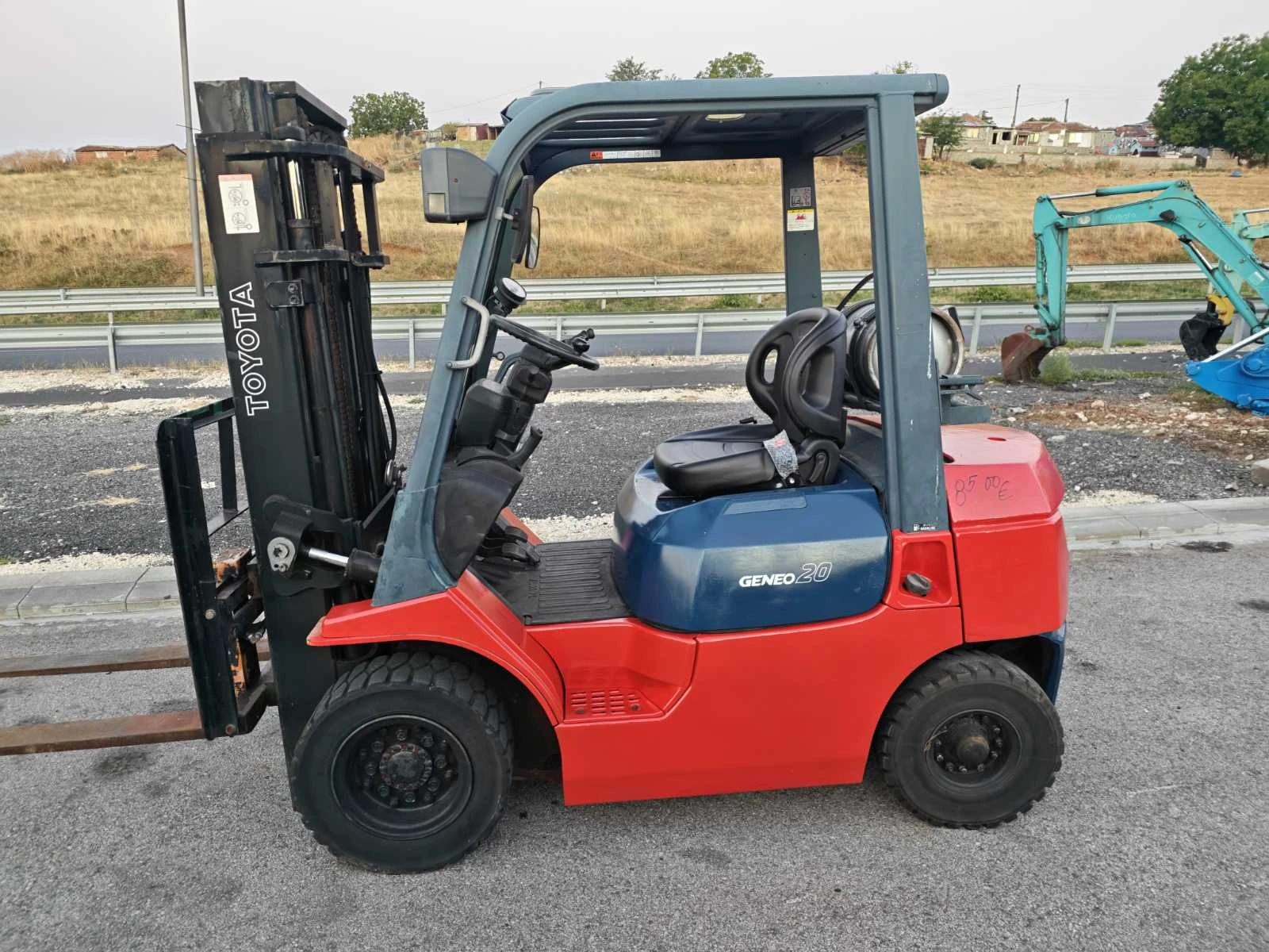 Мотокар Toyota 2 ТОНА  НОВ ВНОС
