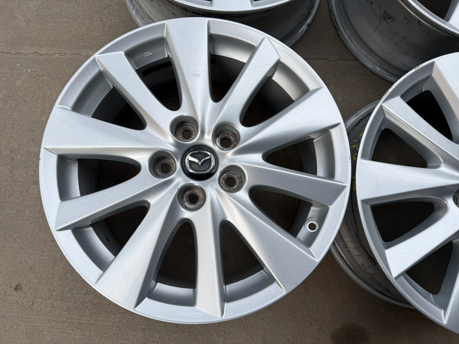 Джанти, снимка 4 - Гуми и джанти - 53871114