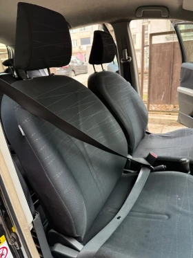 Toyota Yaris, снимка 11