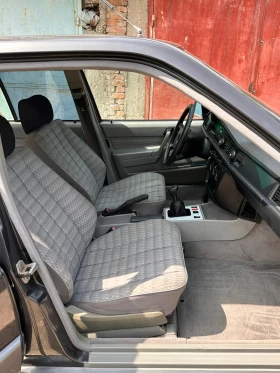 Mercedes-Benz 190, снимка 7