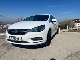 Opel Astra Sport Tourer, снимка 1