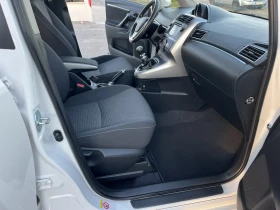 Обява за продажба на Toyota Verso 1.6D4D 112к 6 СКОРОСТИ EURO 5B АВТОПИЛОТ  ИТАЛИЯ ~12 500 лв. - изображение 11 | Auto.bg Обява за продажба на Toyota Verso 1.6D4D 112к 6 СКОРОСТИ EURO 5B АВТОПИЛОТ  ИТАЛИЯ ~12 500 лв. - изображение 11