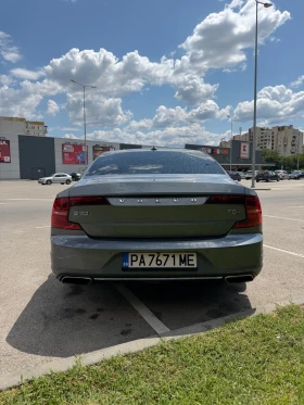 ����� �� �������� �� Volvo S90 T8