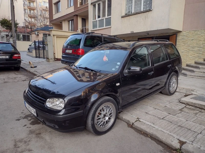 VW Golf, снимка 1 - Автомобили и джипове - 43215821