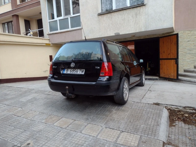 VW Golf, снимка 4 - Автомобили и джипове - 43215821