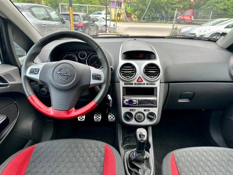 Opel Corsa 1.6 GSI Turbo, снимка 10 - Автомобили и джипове - 45856337