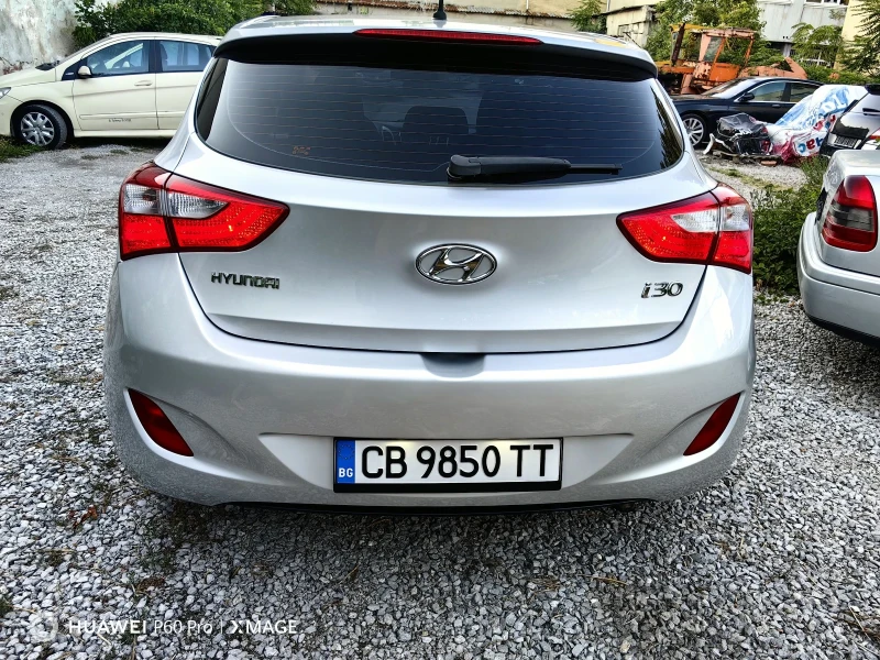 Hyundai I30 1.6, снимка 8 - Автомобили и джипове - 47230391