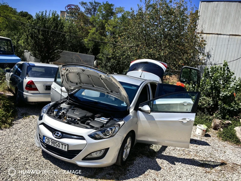 Hyundai I30 1.6, снимка 14 - Автомобили и джипове - 47230391