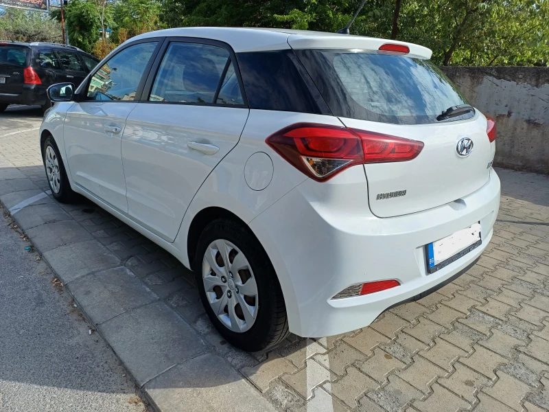 Hyundai I20, снимка 7 - Автомобили и джипове - 47331632