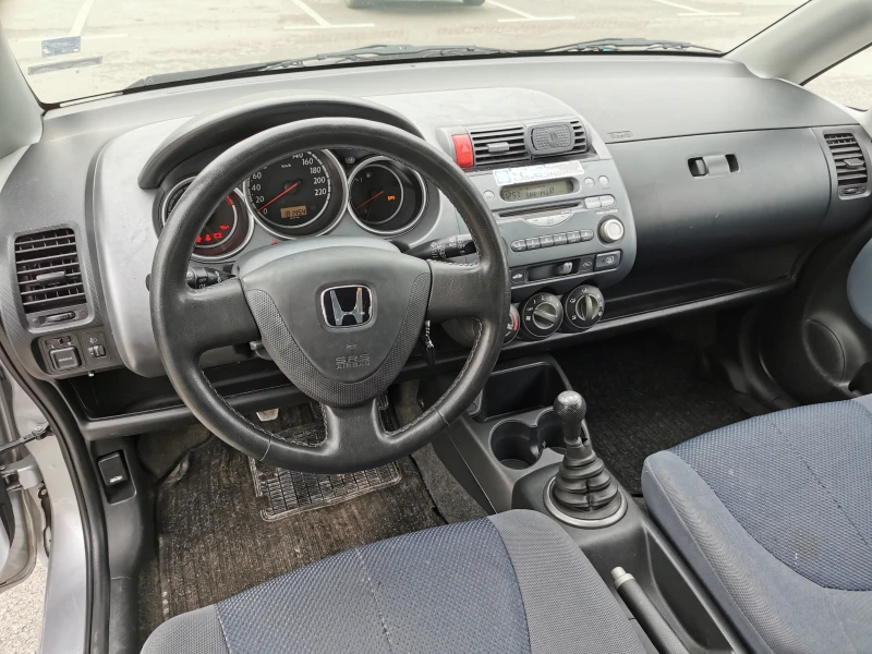 Honda Jazz, снимка 9 - Автомобили и джипове - 48327267