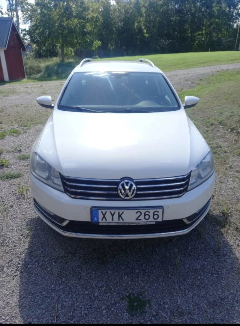 VW Passat Фабричен Метан/Бензин, снимка 7 - Автомобили и джипове - 49339991